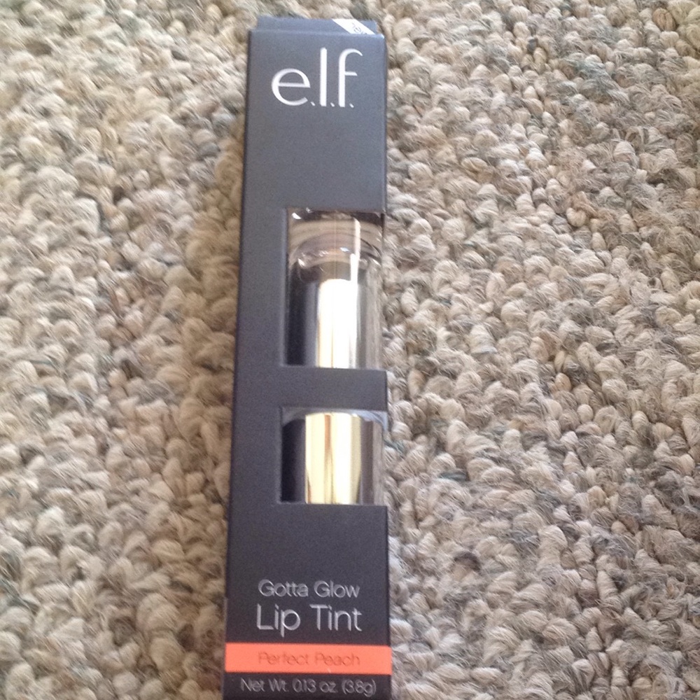 Lip tent